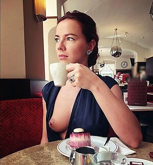 Remarkable erotic mature women pics