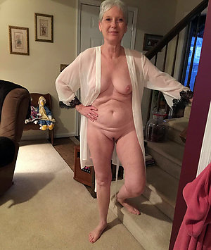 Homemade horny old lady pics