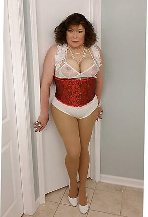 Mature old ladies updated weekly pics