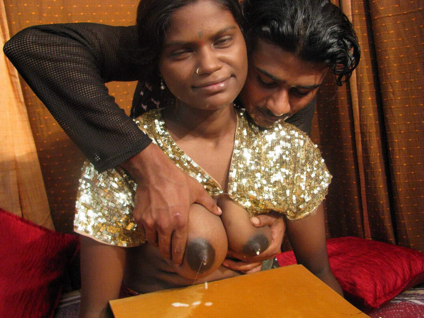Индийский секс со смуглой сучкой